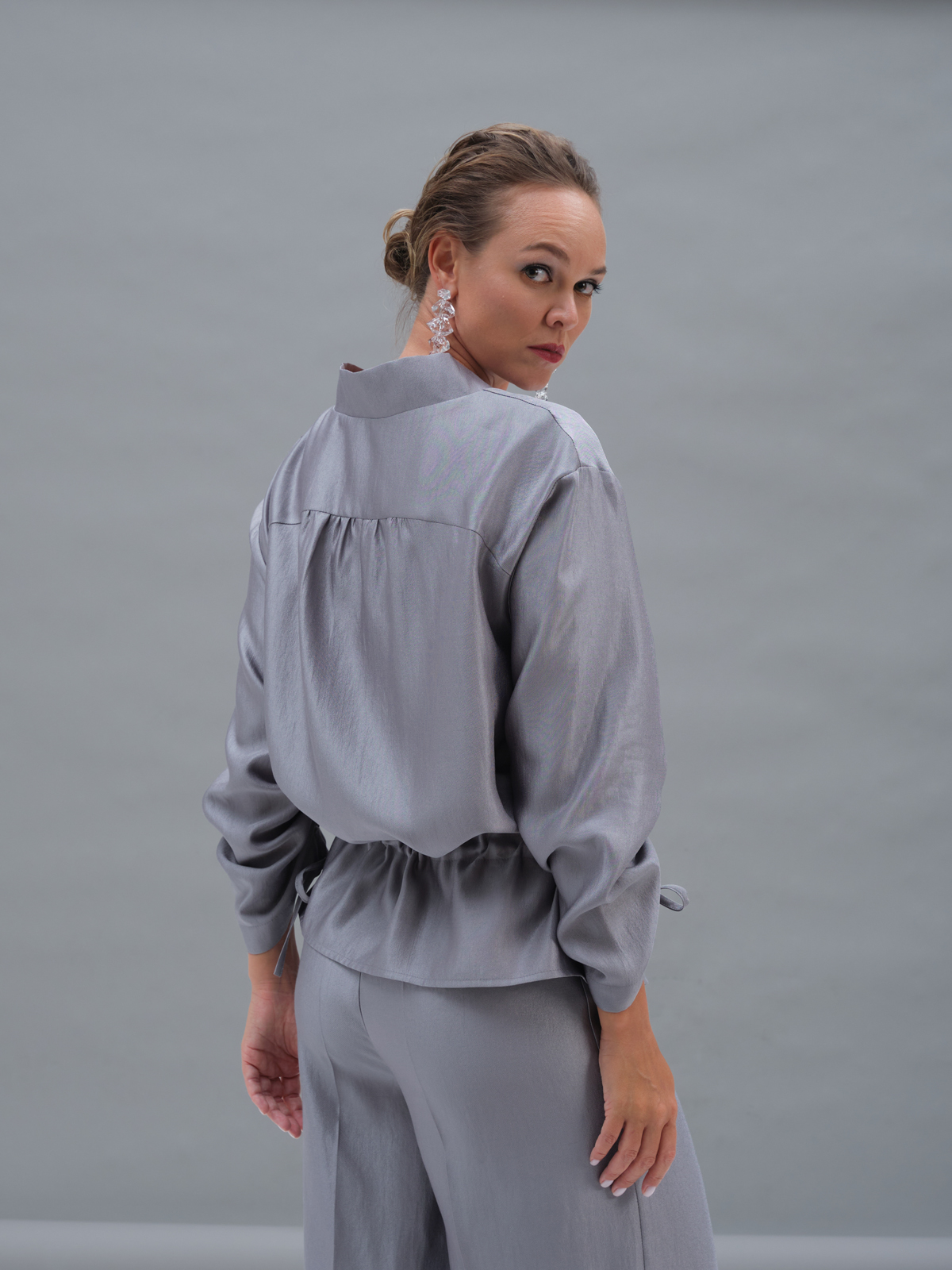 Серебряный бомбер на кулиске Selene