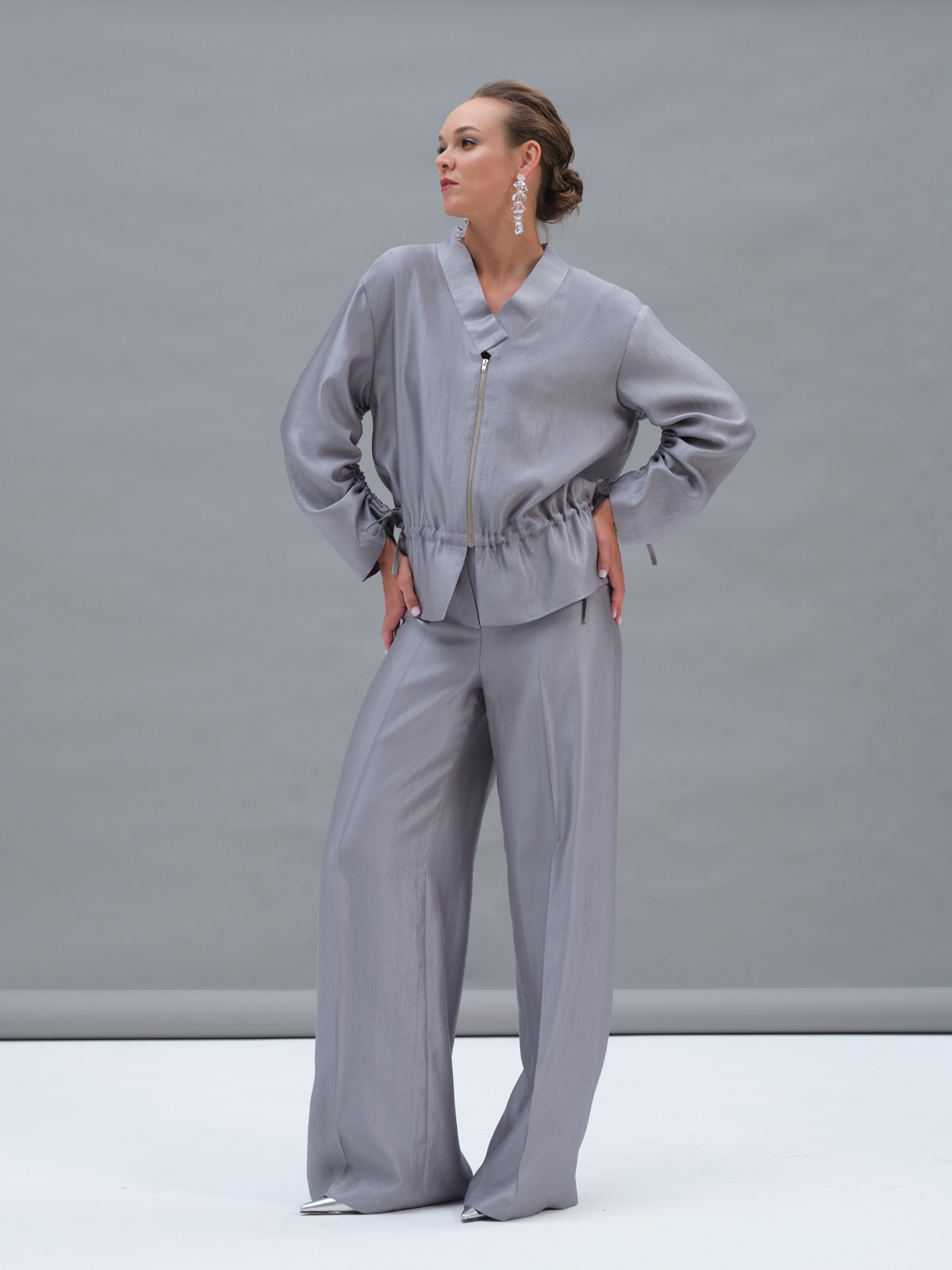 Серебряный бомбер на кулиске Selene