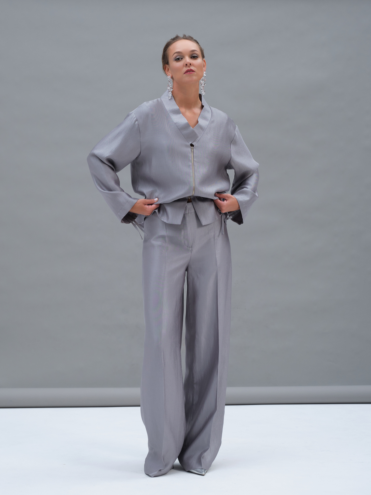 Серебряный бомбер на кулиске Selene