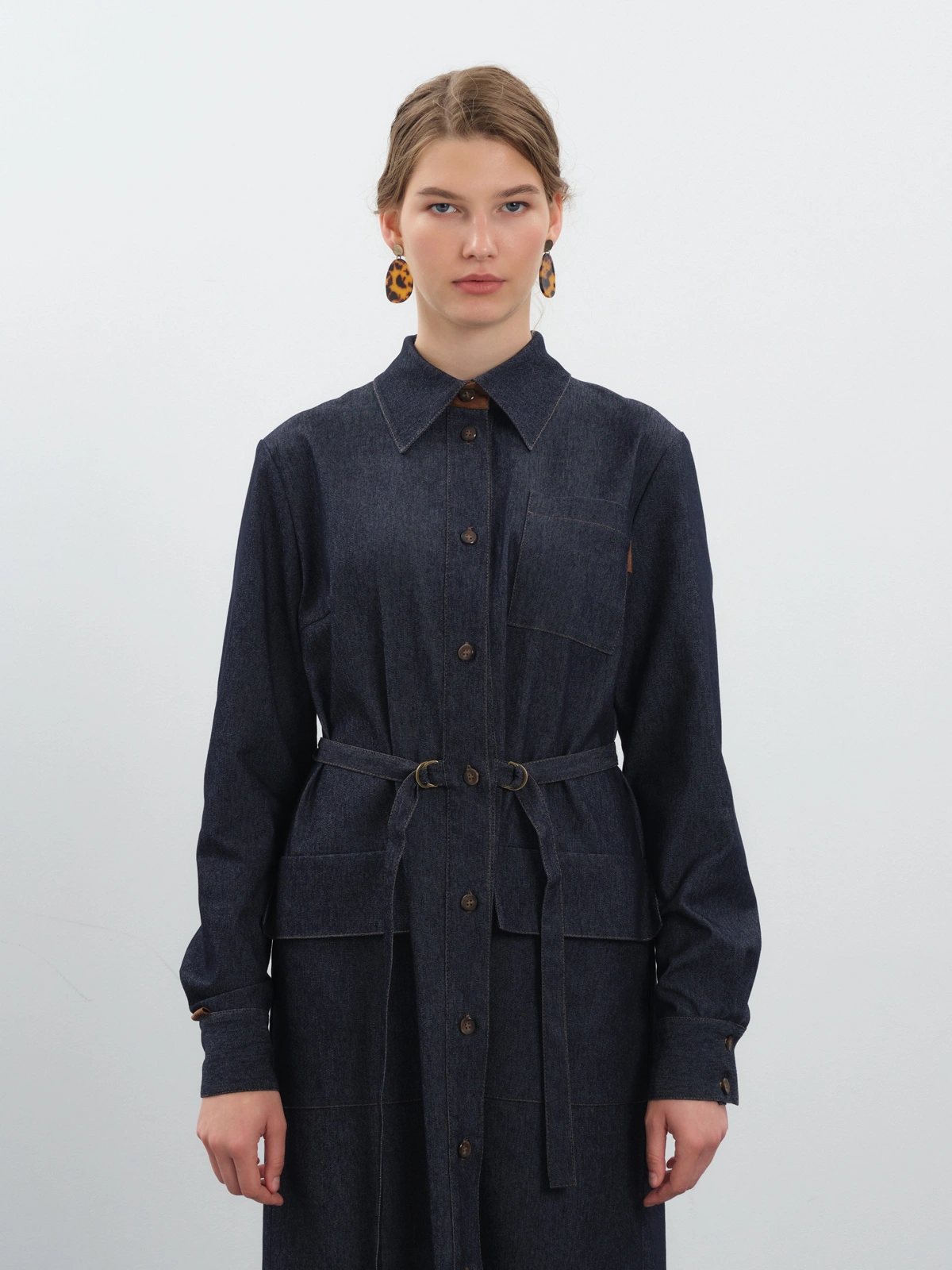 Темно-синее платье из денима