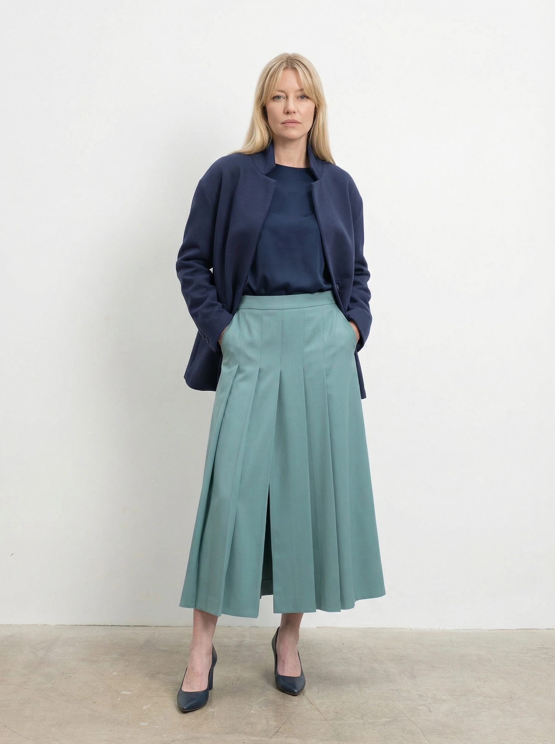 Мятная юбка со складками