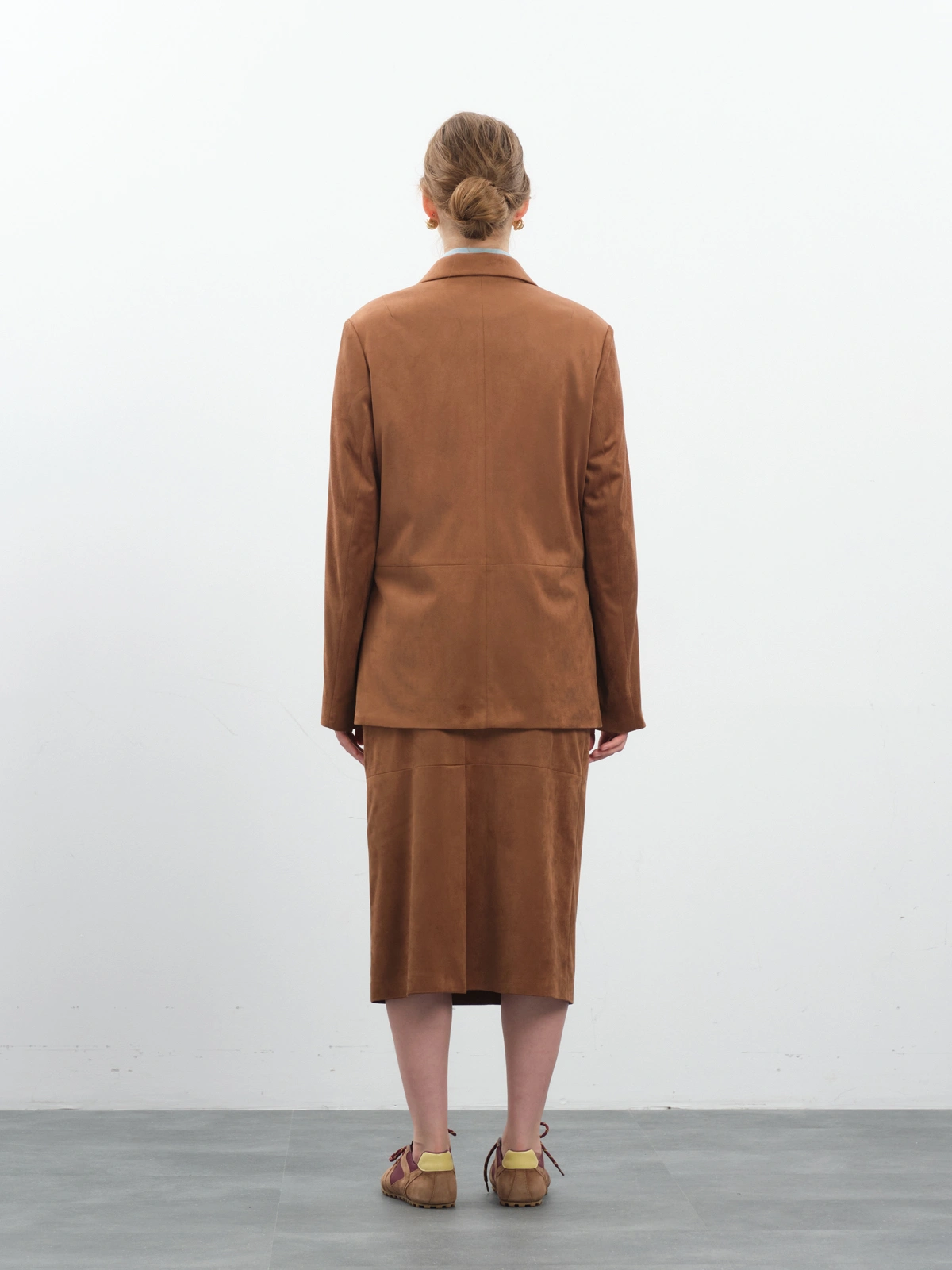 Замшевая терракотовая юбка