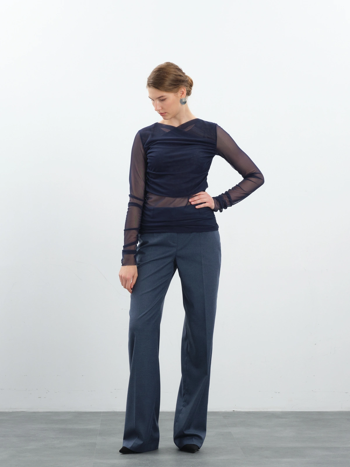 Синий лонгслив-сетка