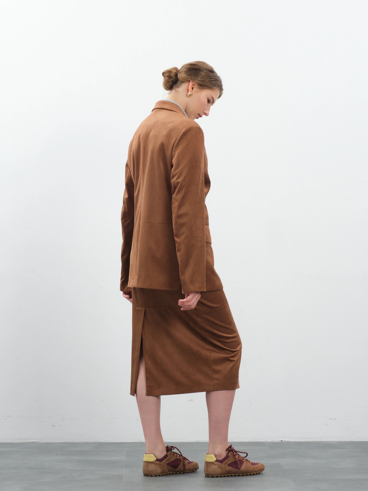 Замшевая терракотовая юбка