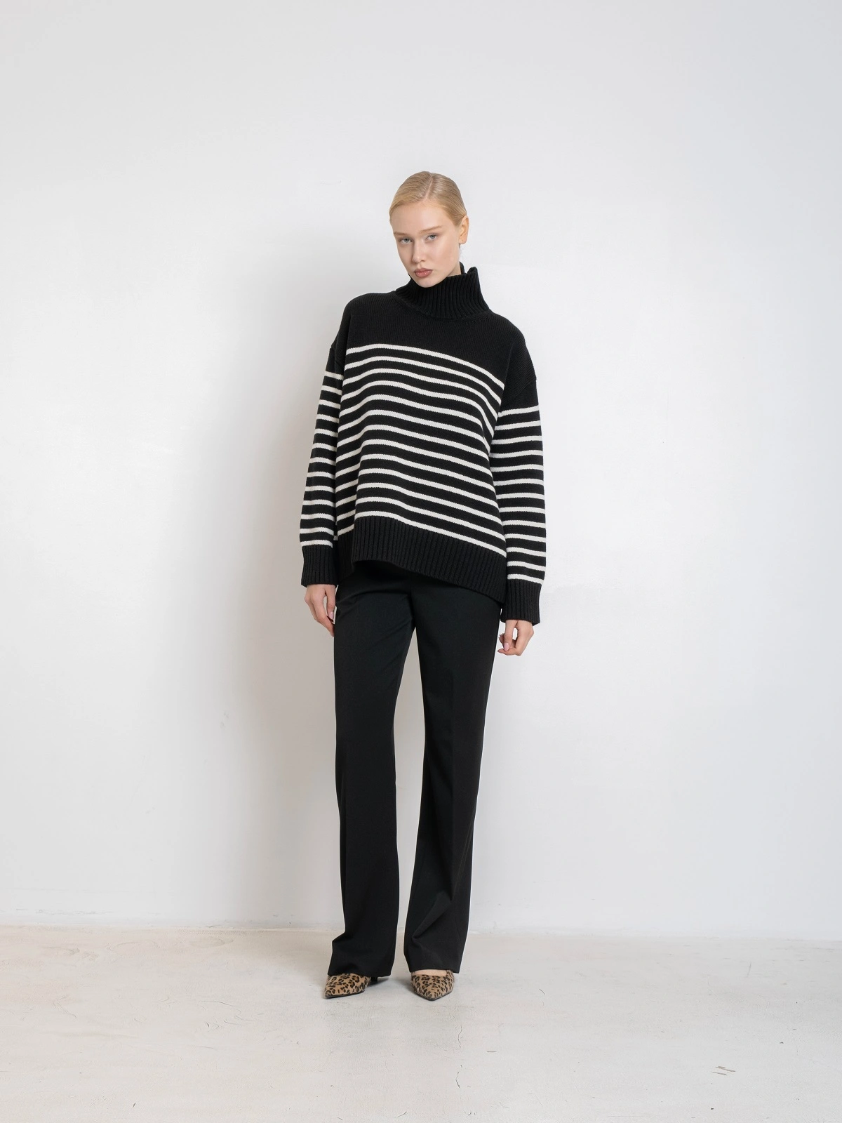 Утепленные черные брюки