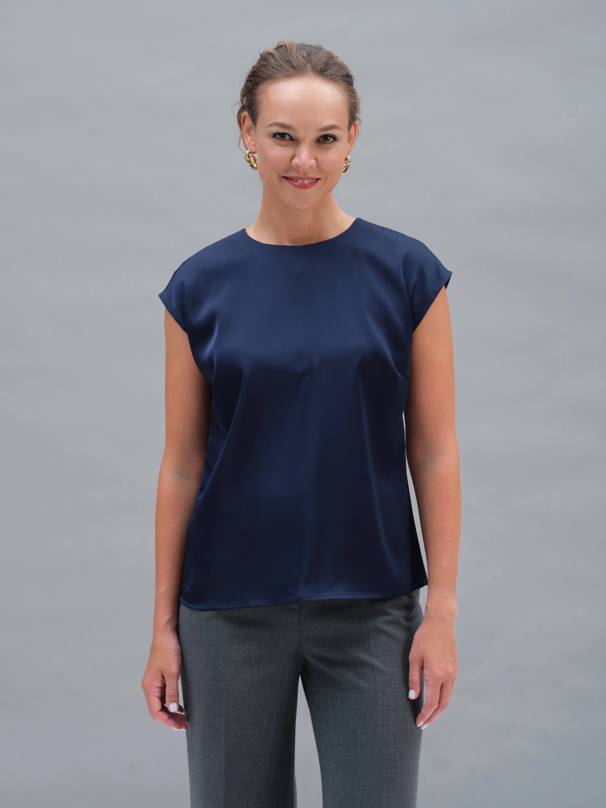 Синий атласный базовый топ