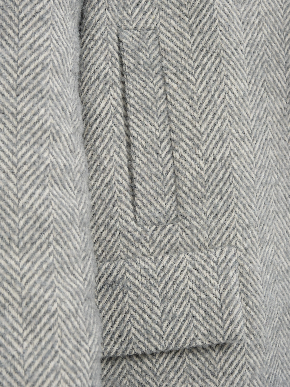 Полупальто в елочку с шерстью