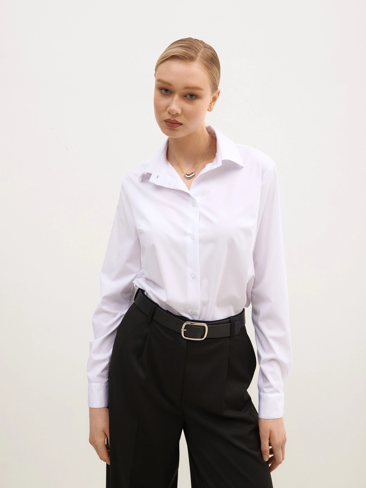 Белая прямая рубашка бамбук