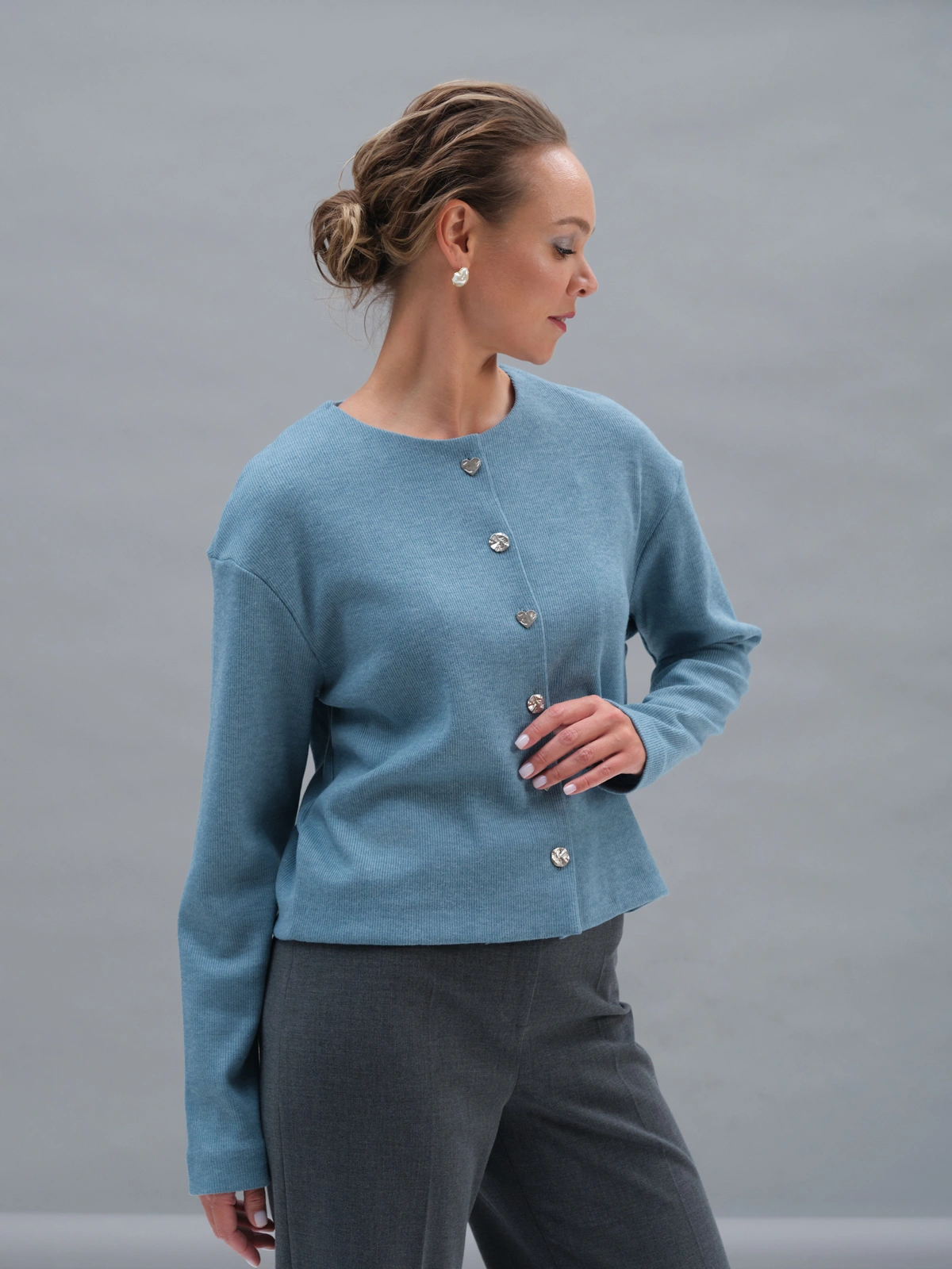 Голубой трикотажный жакет