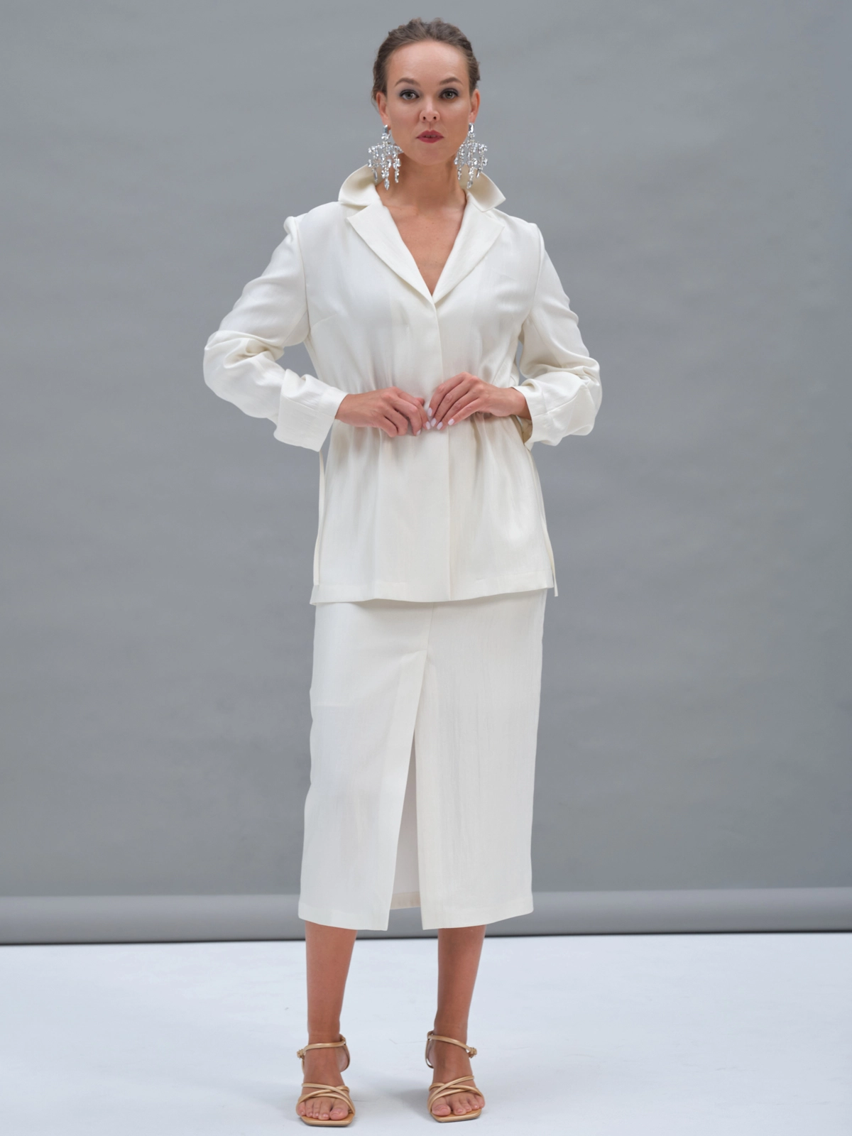 Белый жакет на кулиске Aurora