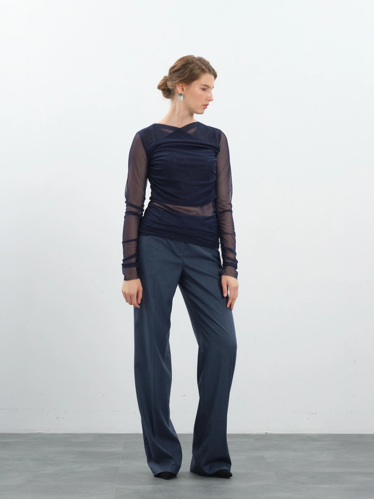 Синий лонгслив-сетка