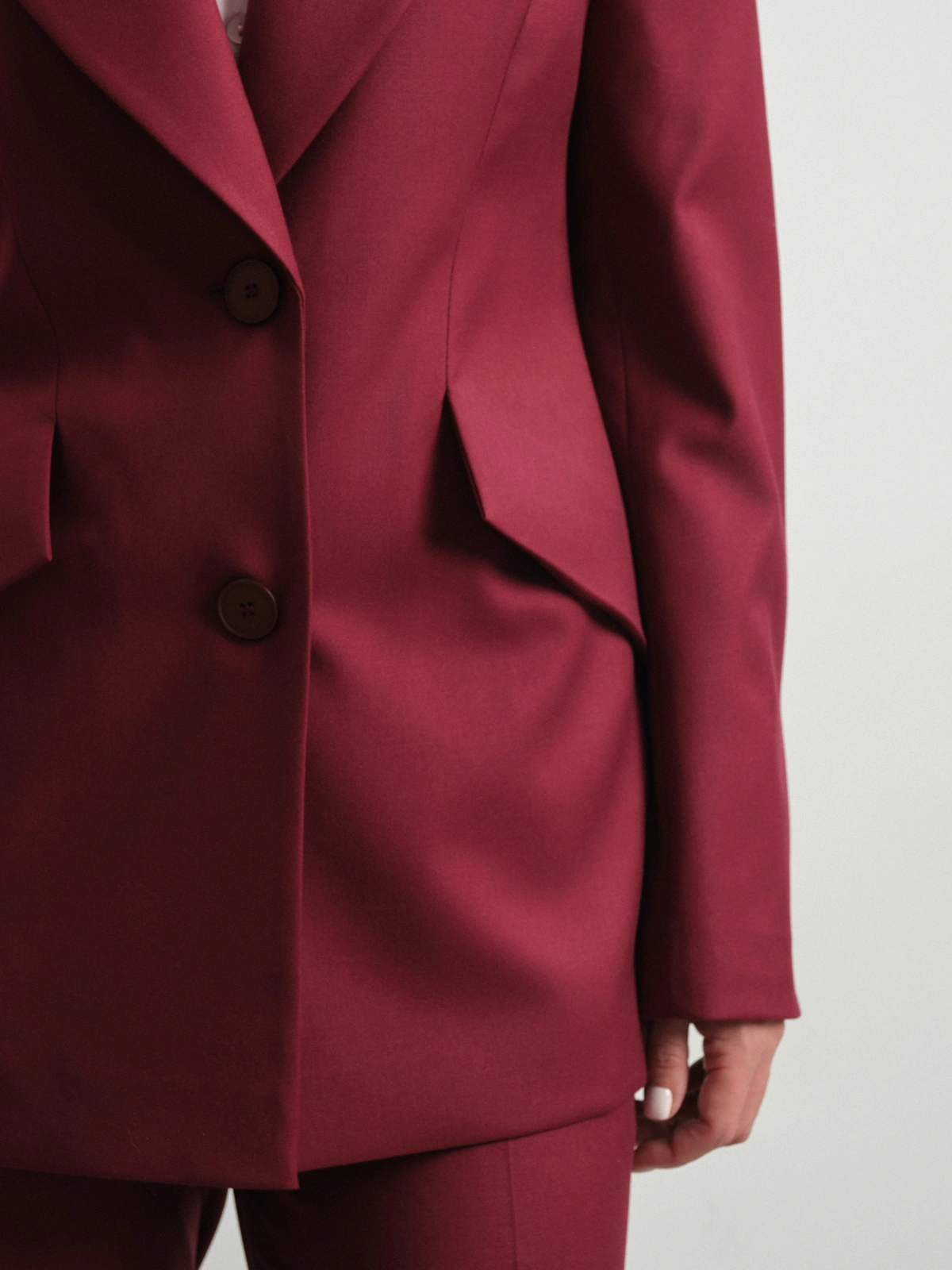 Жакет в винном оттенке Iris