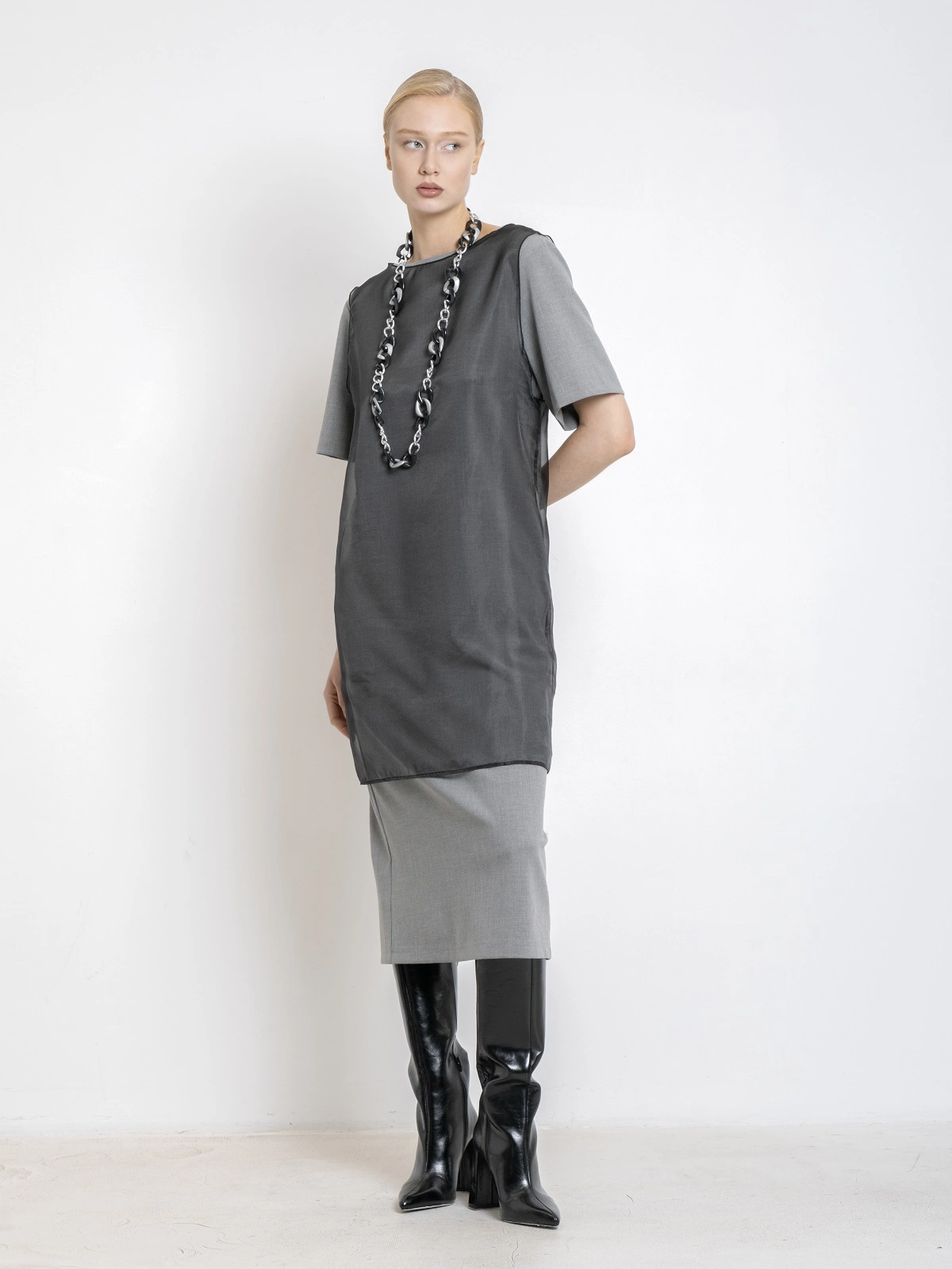 Двухслойное платье футляр