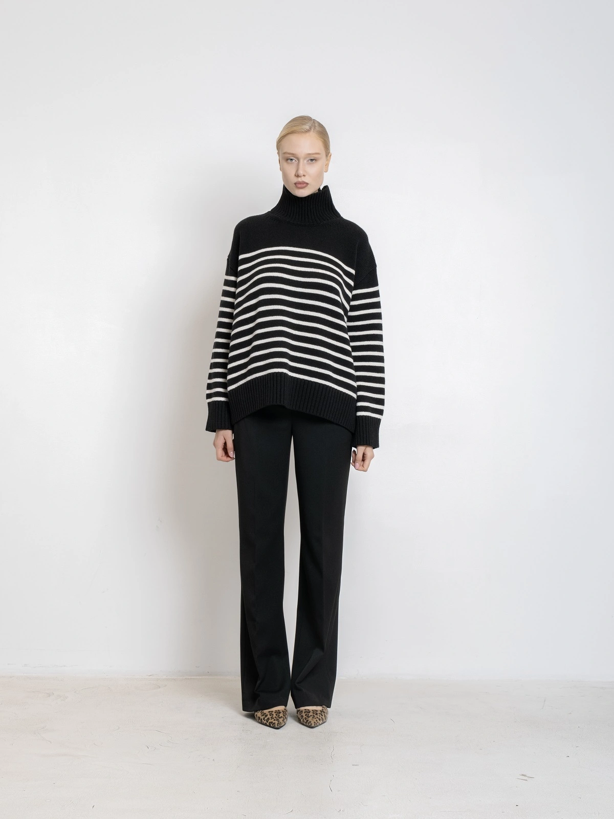 Утепленные черные брюки