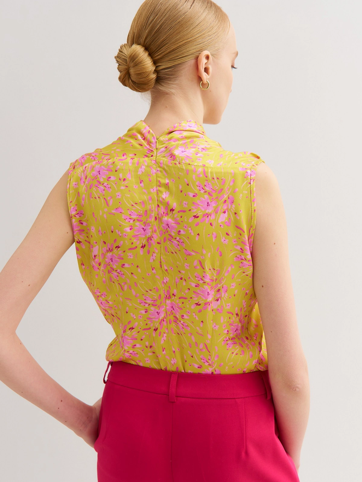 Топ с цветочным принтом