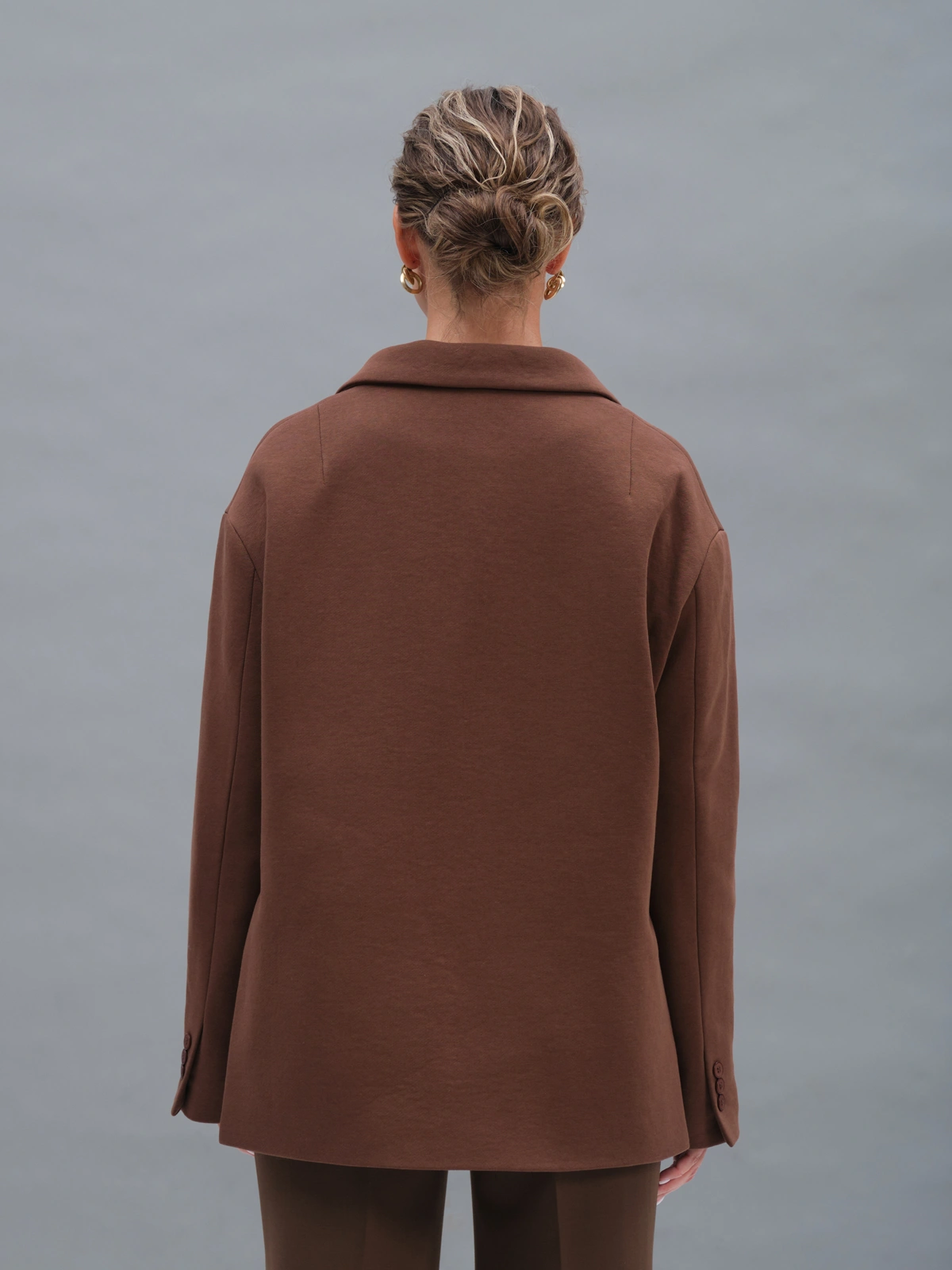 Шоколадный жакет из футера