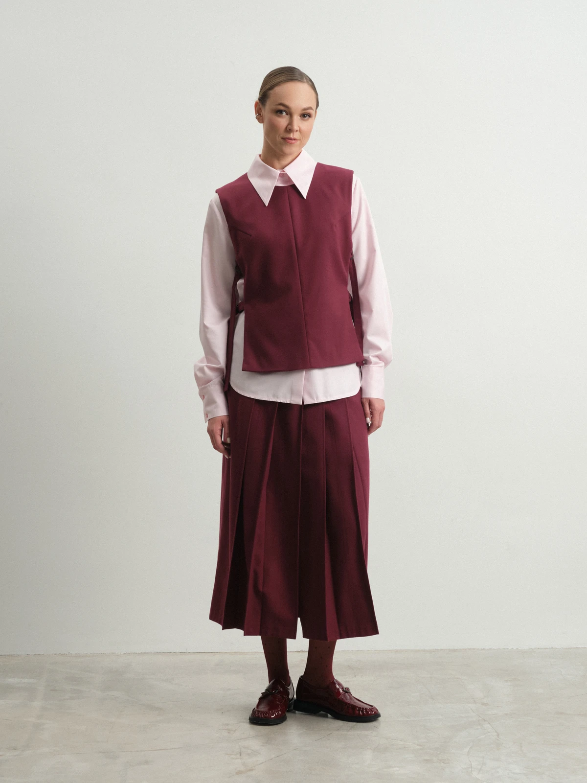 Жилет с поясами на кольцах Tulip