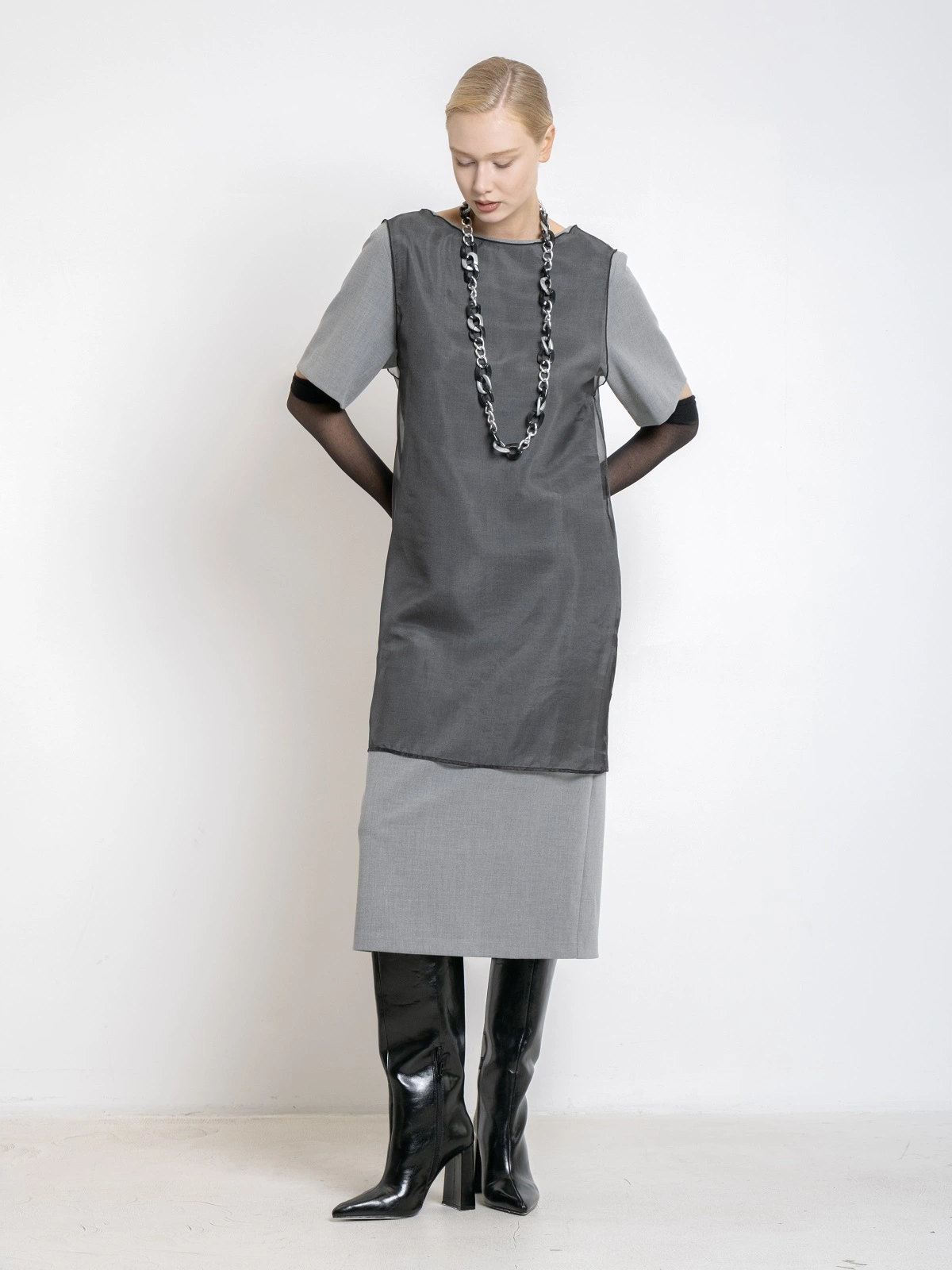 Двухслойное платье футляр