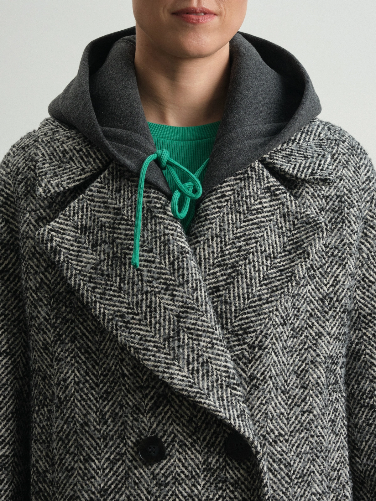 Полупальто с капюшоном Crocus