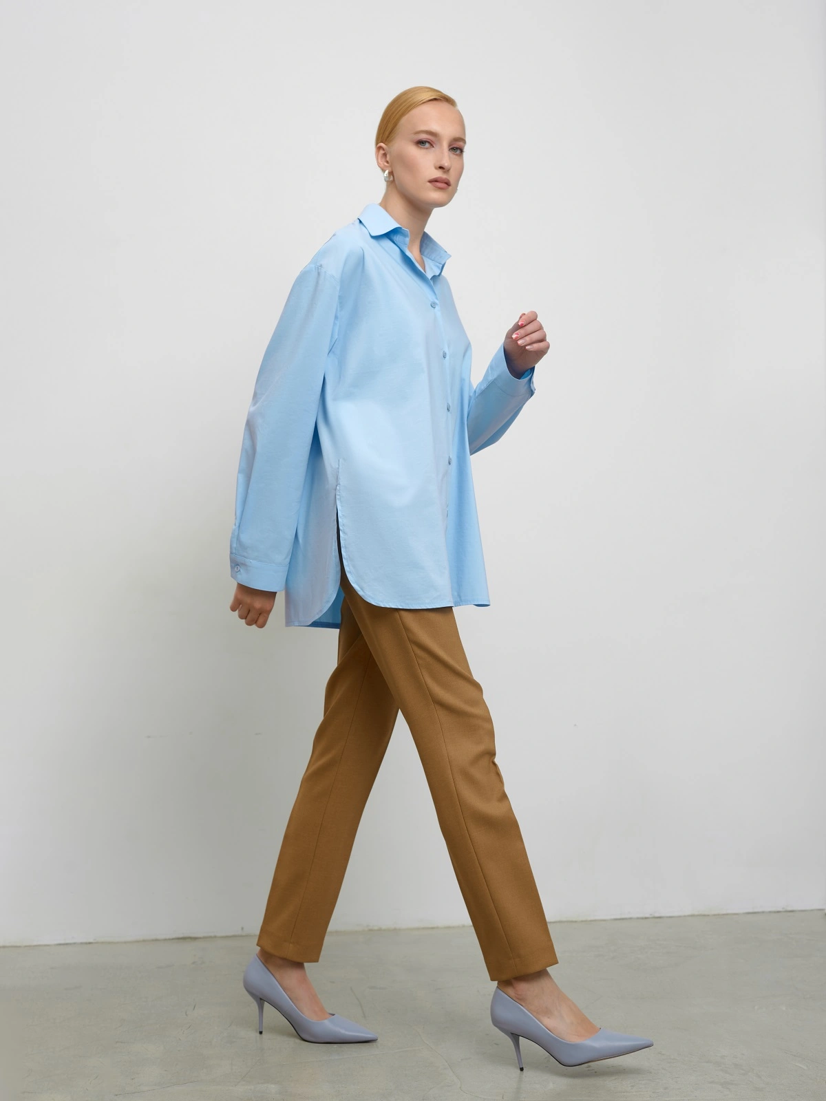 Голубая рубашка оверсайз