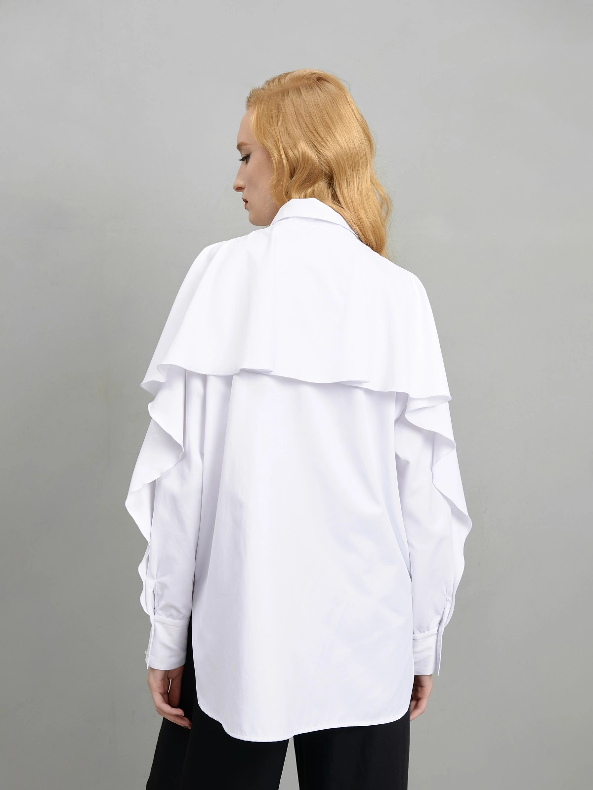 Рубашка оверсайз с отлетным воланом