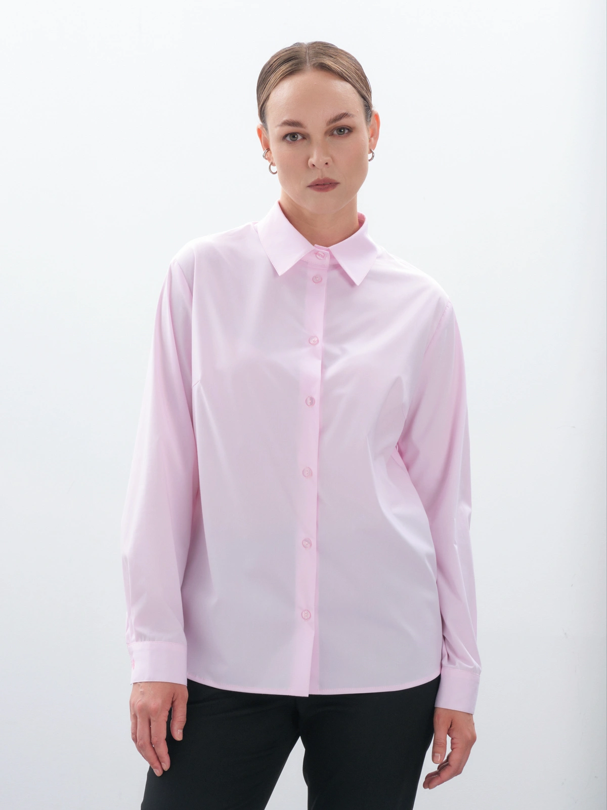 Классическая розовая рубашка