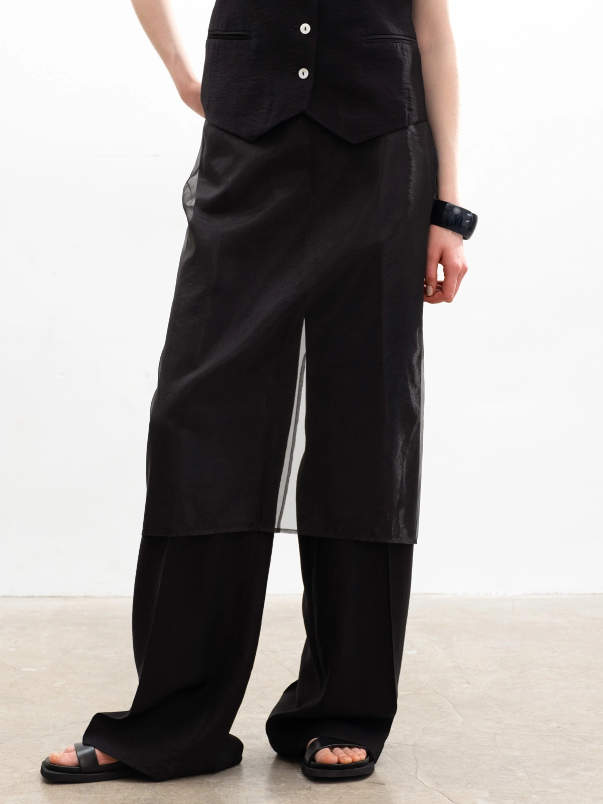 Черная юбка из органзы