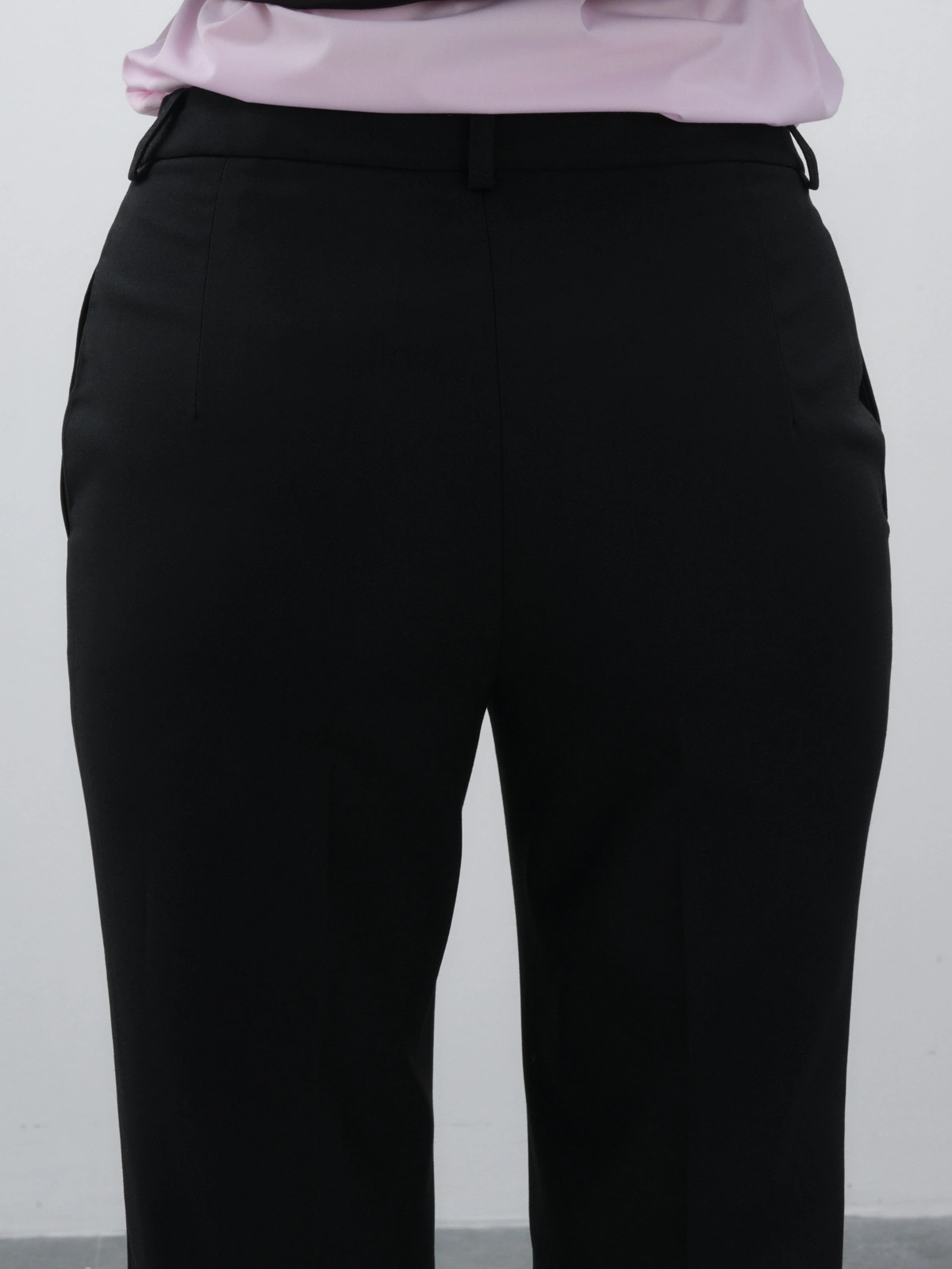 Прямые черные брюки new