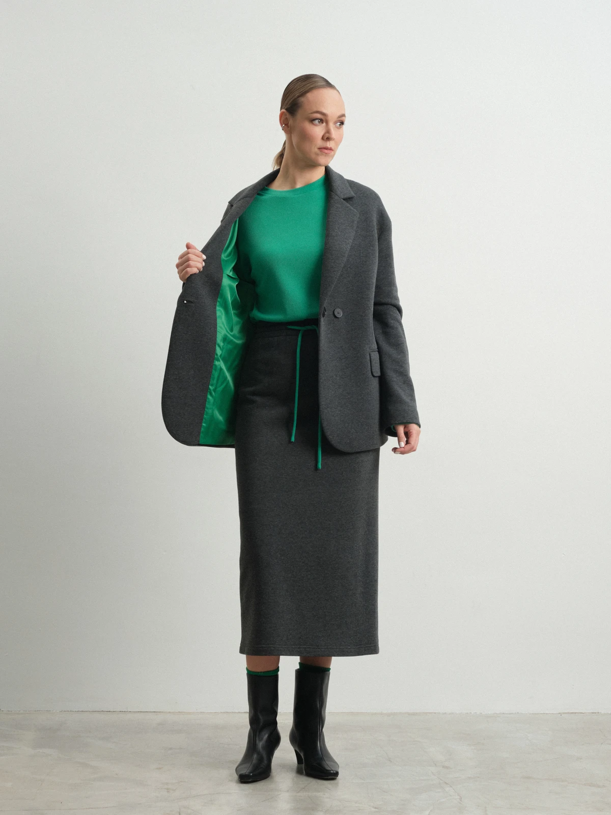 Серый жакет из футера Muscari