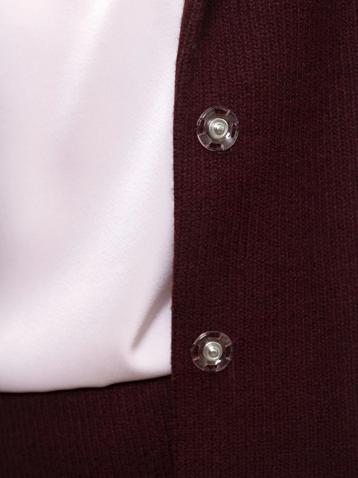 Бордовый жакет из трикотажа