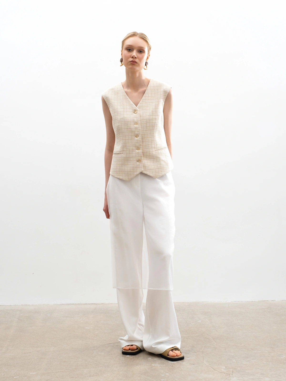 Молочная юбка из органзы