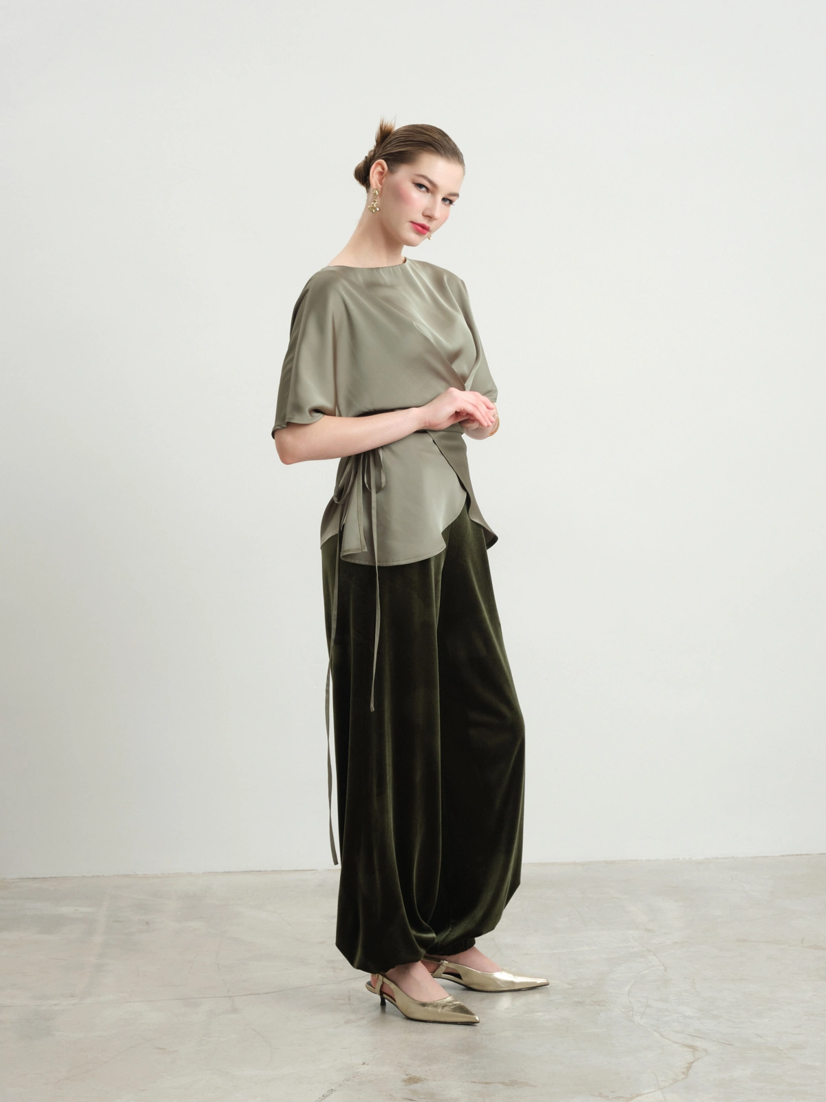 Зеленая блуза с запахом Shibui