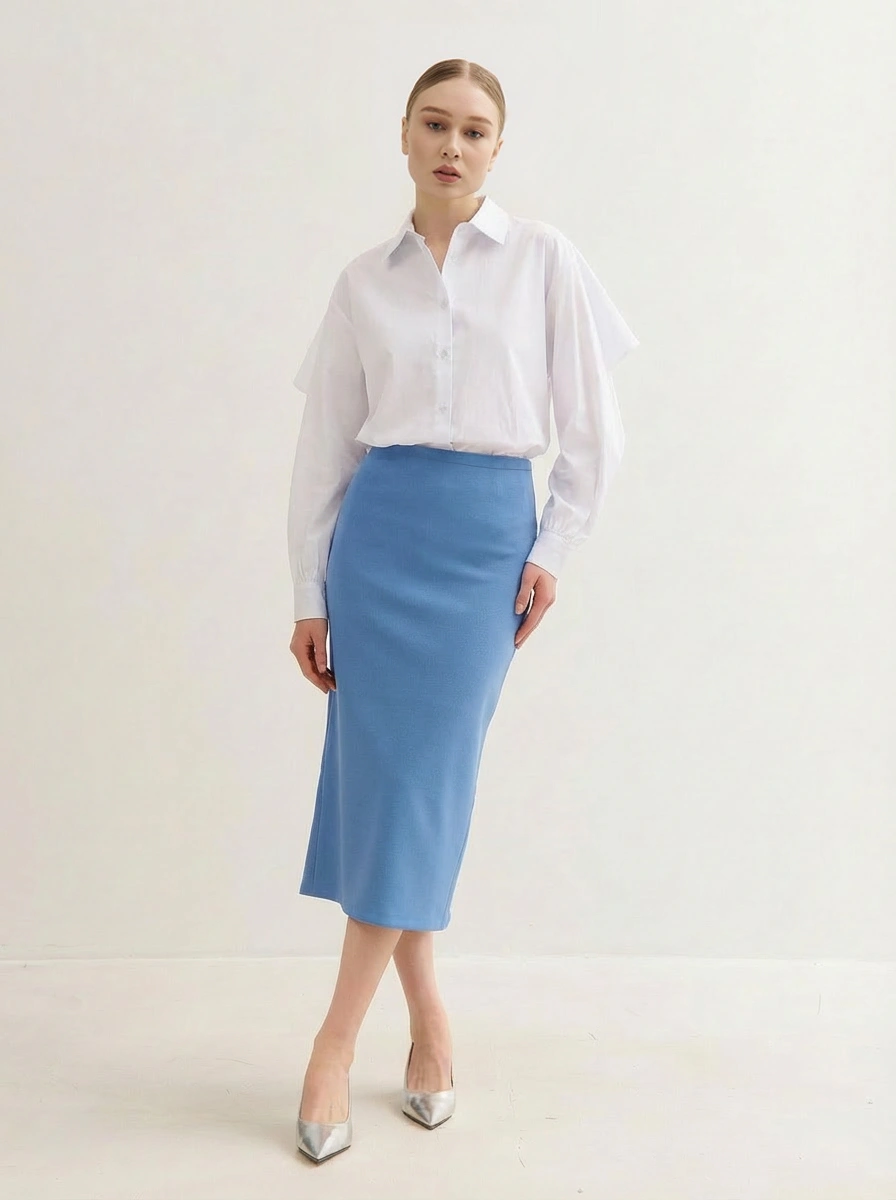 Голубая юбка миди