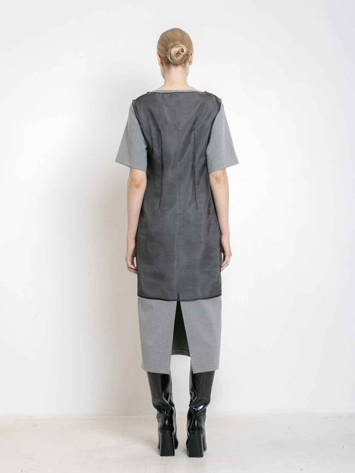 Двухслойное платье футляр