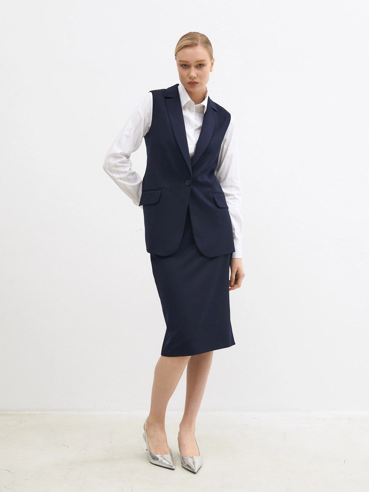 Синяя базовая юбка