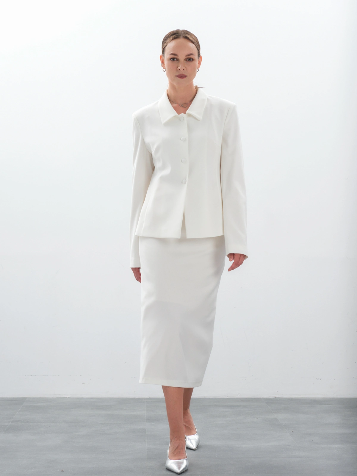 Белая юбка lady in white