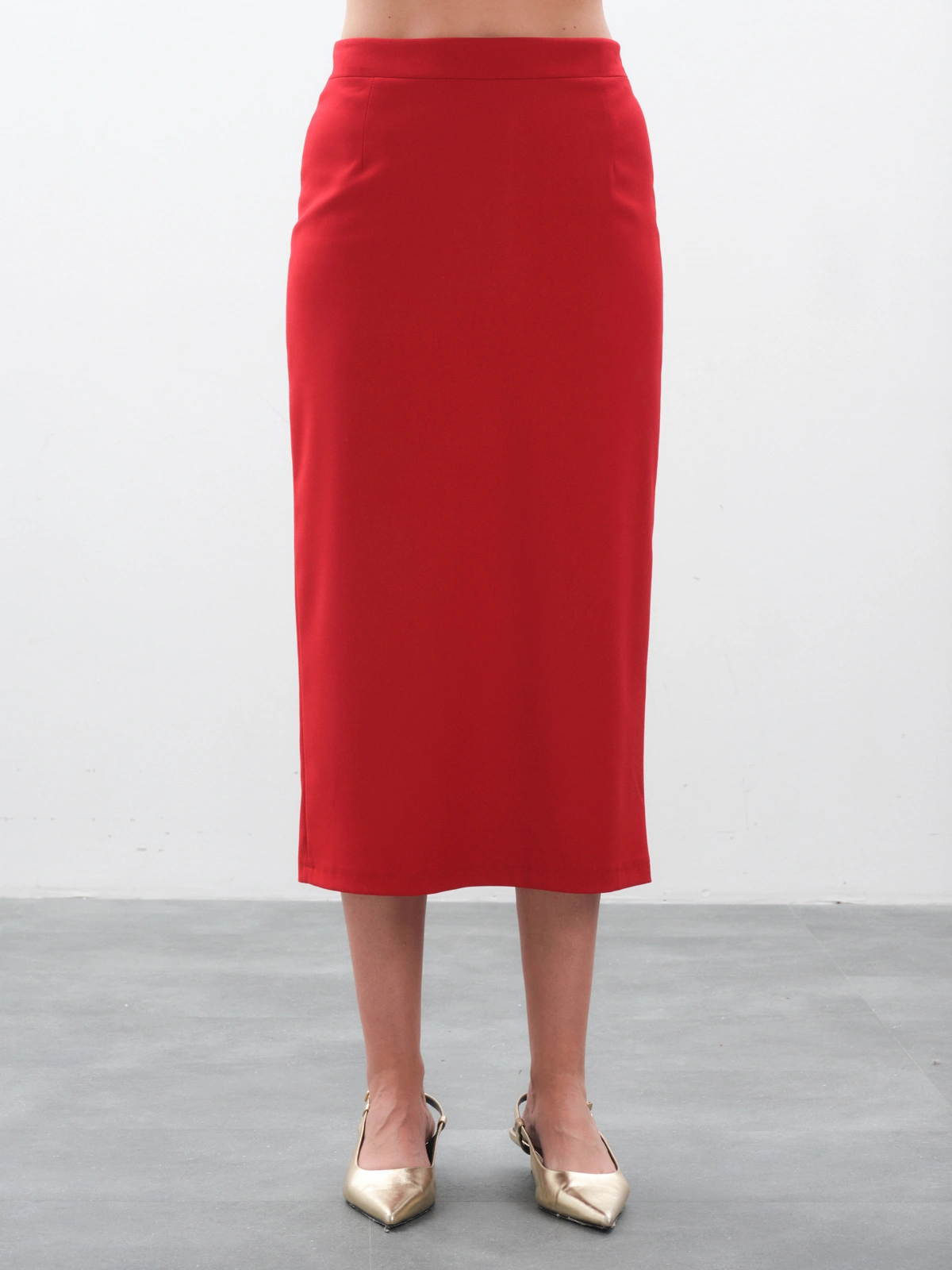 Красная юбка lady in red