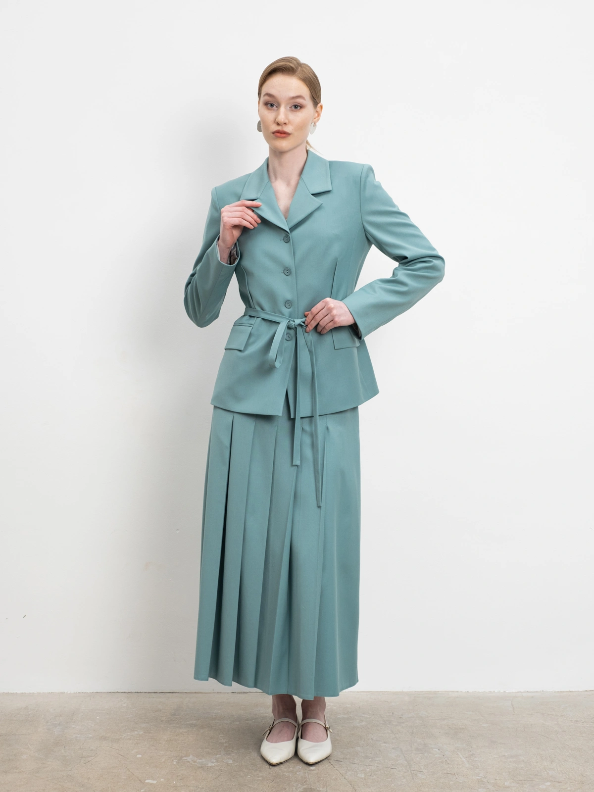 Мятная юбка со складками