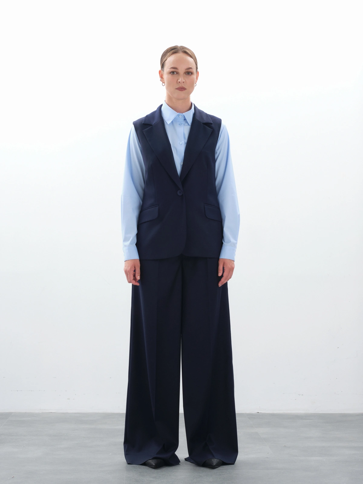 Широкие базовые синие брюки