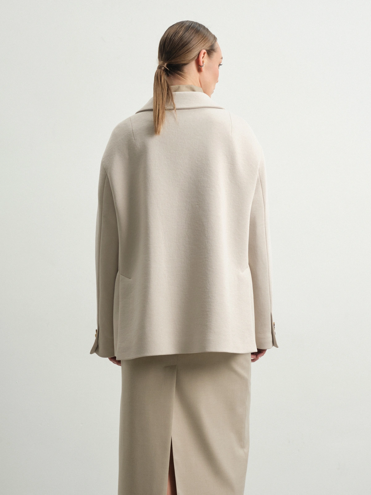 Бежевый жакет из футера Daffodil