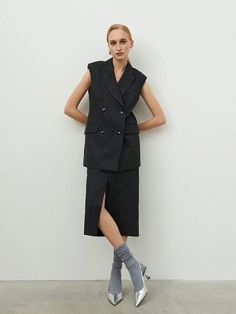 Юбка в полоску с разрезами