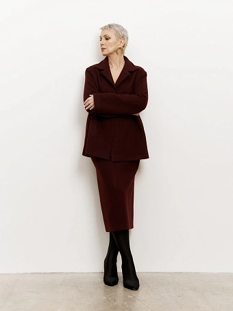 Бордовая юбка из трикотажа