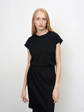 Черный базовый топ