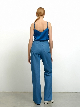 Голубые джинсы трубы