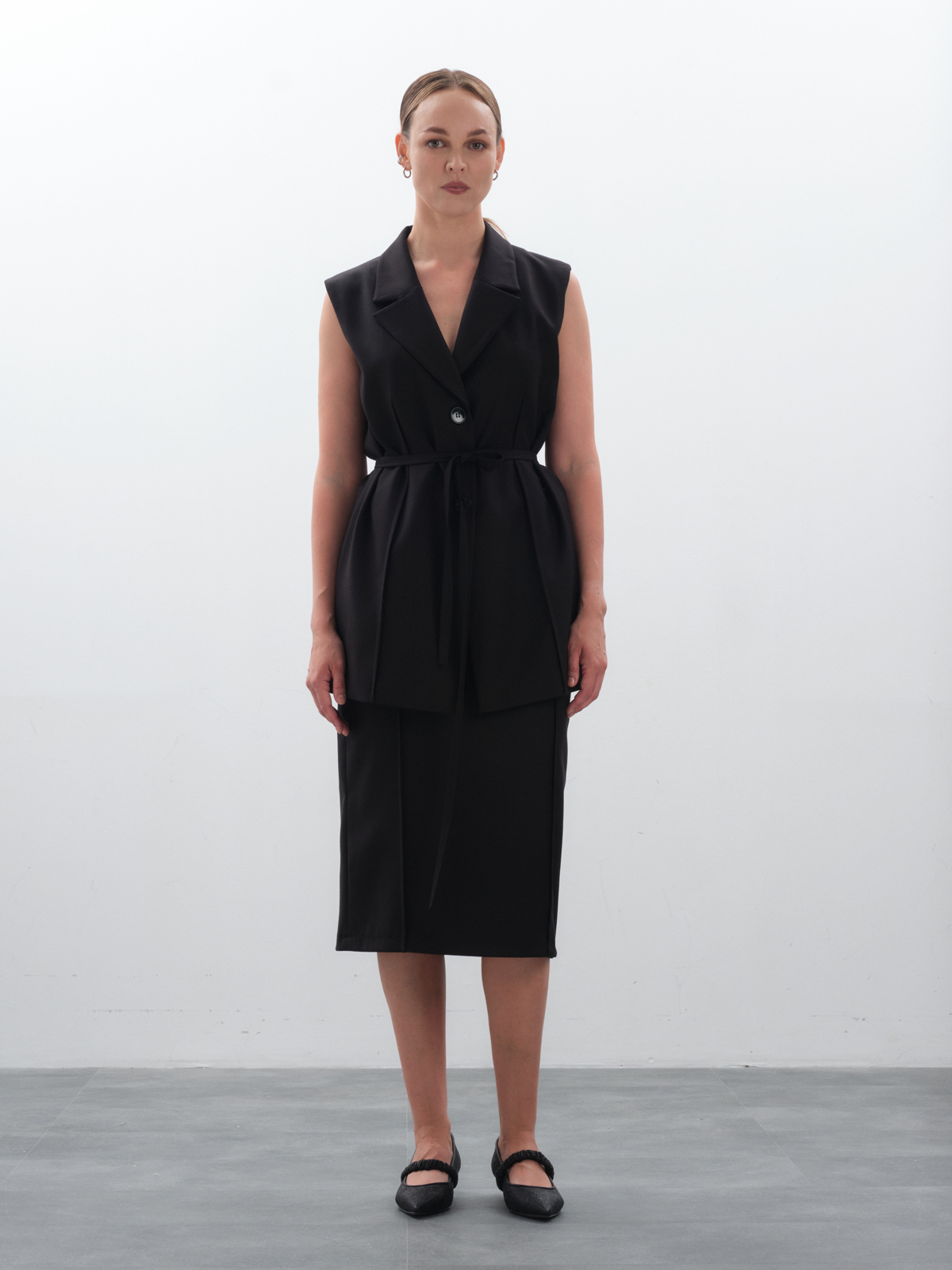 юбка женская, юбка карандаш, черная юбка, купить юбку, юбка миди, офисная юбка, классическая юбка, черная юбка карандаш, 
юбка с высокой посадкой, юбка ниже колена, деловая юбка, прямая юбка миди, юбка из костюмной ткани, строгая офисная юбка, купить юбку карандаш, юбка для офиса, модные юбки, купить черную юбку миди, черная юбка карандаш с высокой талией, с чем носить черную юбку карандаш, юбка карандаш на работу, облегающая юбка ниже колена, образы с черной юбкой миди, как выбрать юбку для офиса, юбка прямая классическая черная, женский деловой костюм с юбкой, купить юбку карандаш в Москве, 
офисная юбка Екатеринбург, черная юбка миди Пермь, магазин женской одежды Москва, деловые юбки купить в Екатеринбурге, юбка женская купить Пермь, классическая юбка Москва, женский костюм с юбкой, женский костюм с юбкой, деловой костюм женский, офисный костюм с юбкой, купить юбку, костюмная юбка, черный костюм с юбкой, классический костюм с юбкой, юбка миди, костюм-двойка с юбкой, юбка от костюма, деловая юбка, юбка с высокой посадкой, костюм с жилетом и юбкой, купить костюм с юбкой в Москве, юбка для офиса, юбка и жилет.