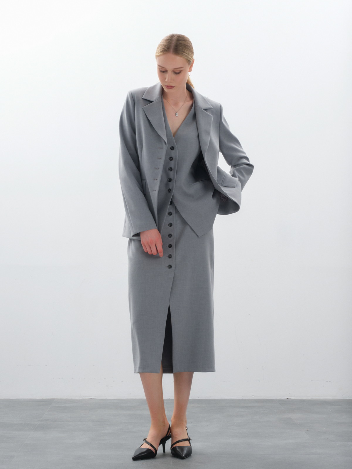 Серая юбка strict