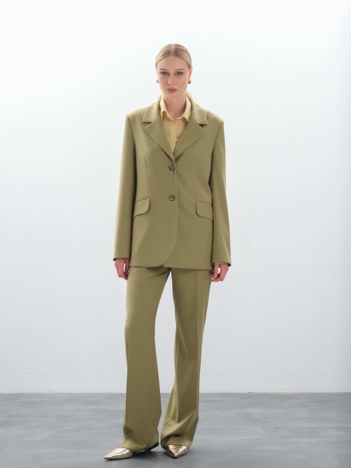 женские брюки, брюки палаццо, купить женские брюки, брюки женские классические, брюки прямые женские
офисные брюки женские, брюки трубы женские, зеленые брюки женские, костюмные брюки женские, оливковые брюки женские, деловые женские брюки, купить брюки классические оливковые, брюки цвета хаки женские, с чем носить зеленые брюки, штаны зеленые в офис, фисташковые брюки, брюки палаццо, купить прямые брюки женские оливковые, брюки прямые с высокой талией, брюки из костюмной ткани, фисташковые брюки, штаны прямые женские классика