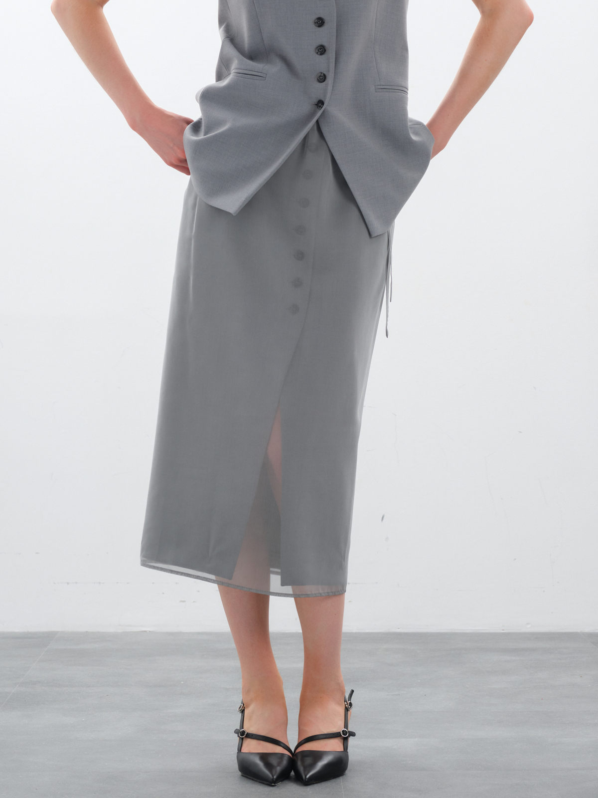 Серая юбка strict