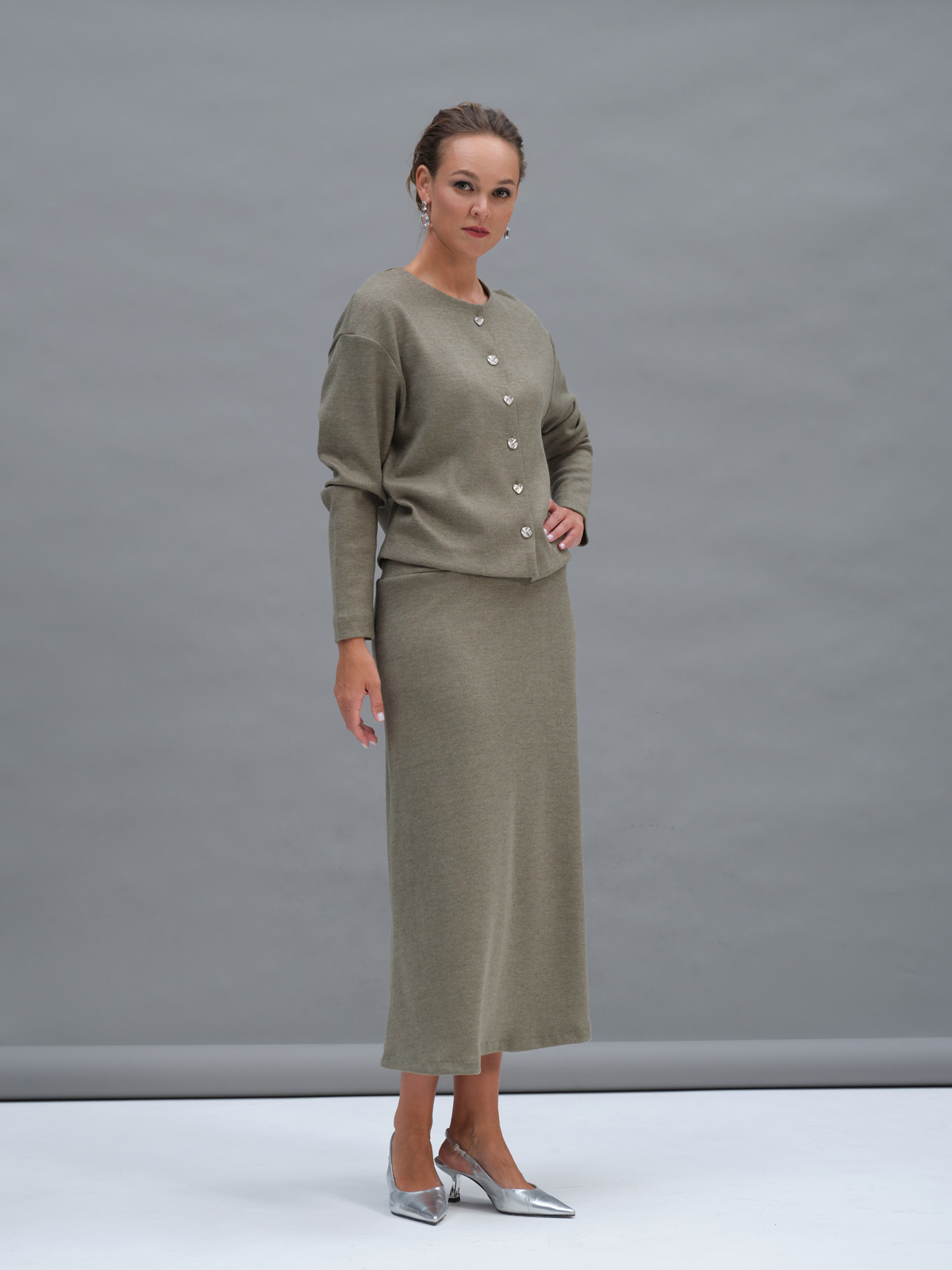 Оливковая трикотажная юбка