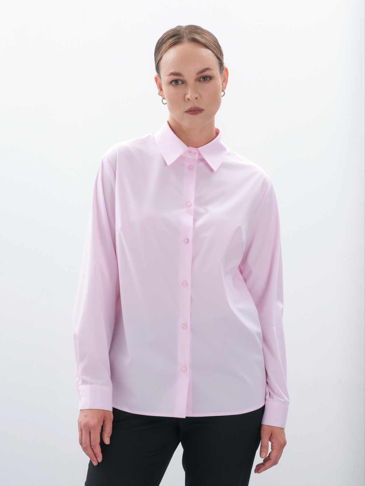 Классическая розовая рубашка
